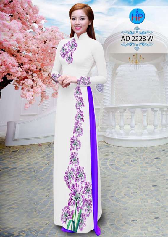 Vải áo dài hoa chạy dọc