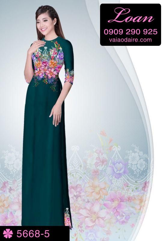 Vải áo dài hoa trên ngực