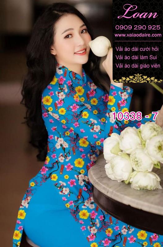 Vải áo dài hoa tết.
