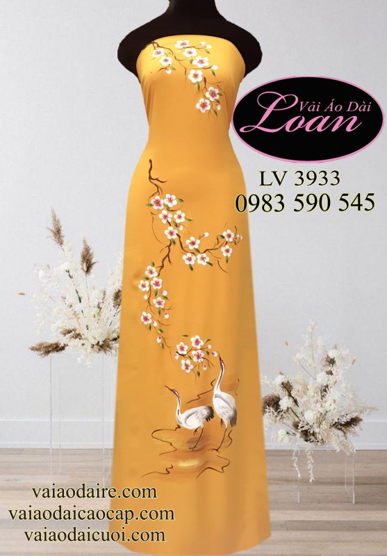 Vải áo dài vẽ chim Hạc