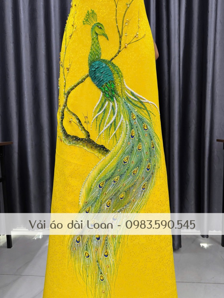 Vải áo dài kết chim công cao cấp