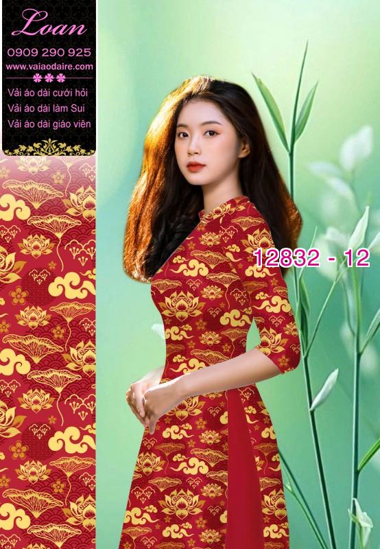 Vải áo dài hoa văn cổ kính