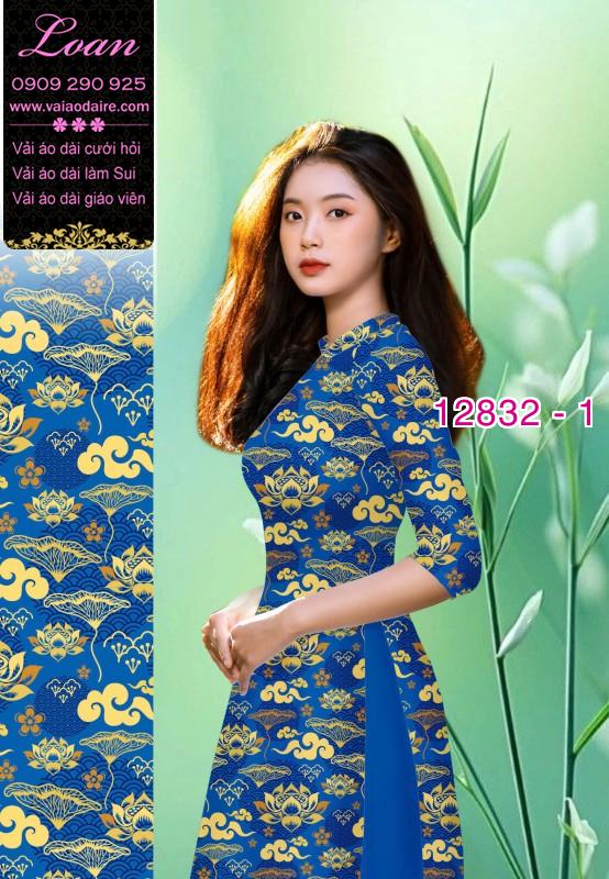 Vải áo dài hoa văn cổ kính