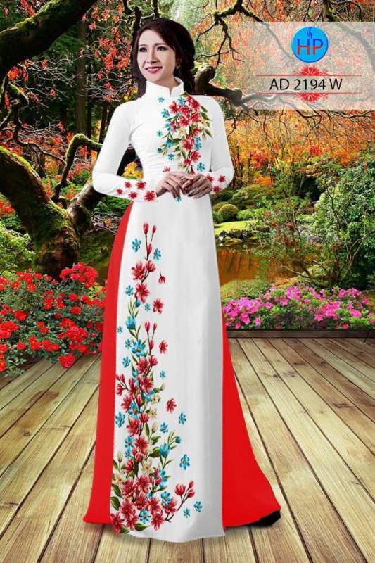 Vải áo dài hoa nhỏ chạy dọc