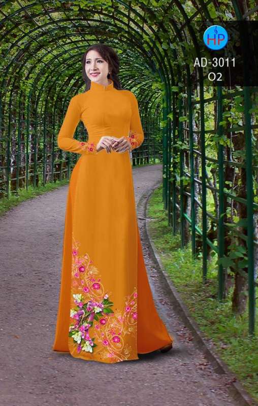 Vải áo dài hoa văn tà dưới