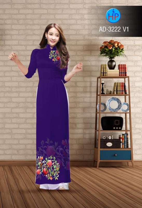 Hoa trên dưới nhẹ nhàng Hoa trên dưới nhẹ nhàng