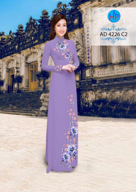 Vải áo dài hoa trên dưới
