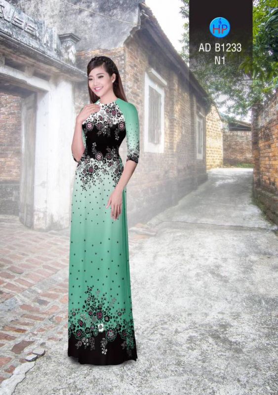 Vải áo dài hoa văn trên dưới
