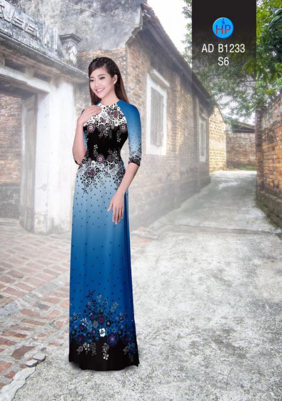 Vải áo dài hoa văn trên dưới