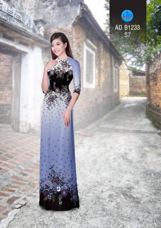 Vải áo dài hoa văn trên dưới