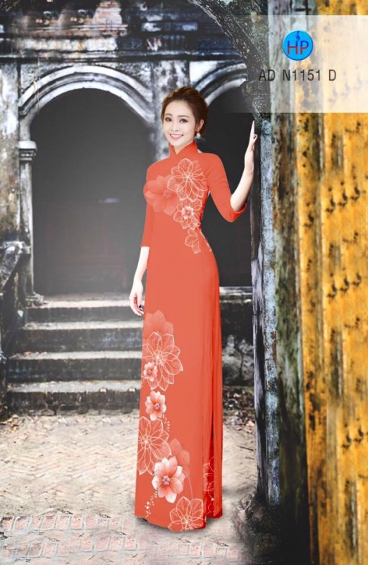 Vải áo dài hoa trên