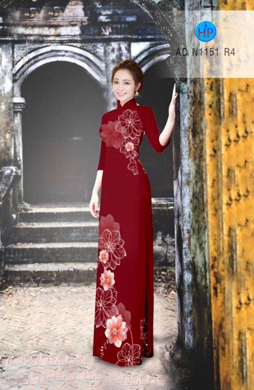 Vải áo dài hoa trên