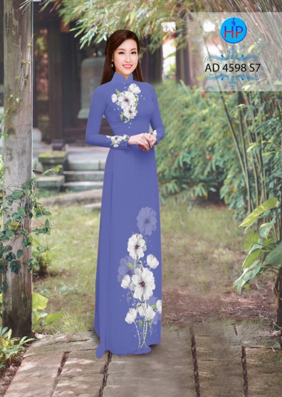 Vải áo dài hoa trên dưới