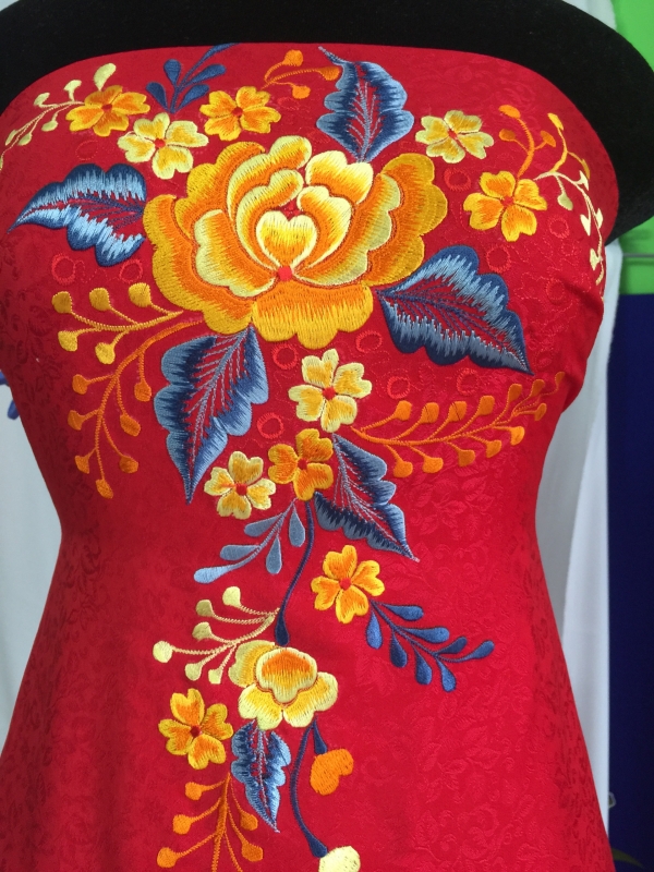 Vải áo dài tơ tằm thêu hoa