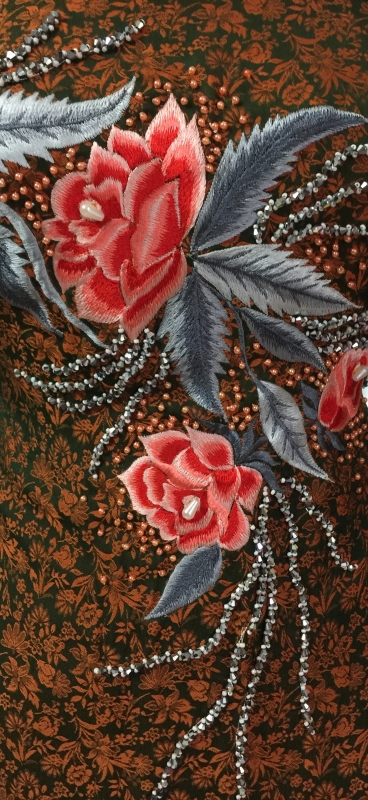 Lụa tơ tằm thêu hoa kết hạt