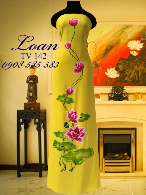 Vải áo dài vẽ hoa sen