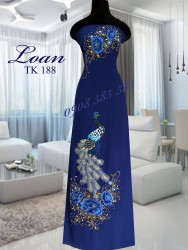 Vải áo dài kết đá chim công