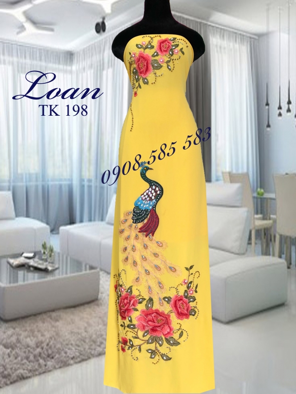 Vải áo dài kết đá chim công