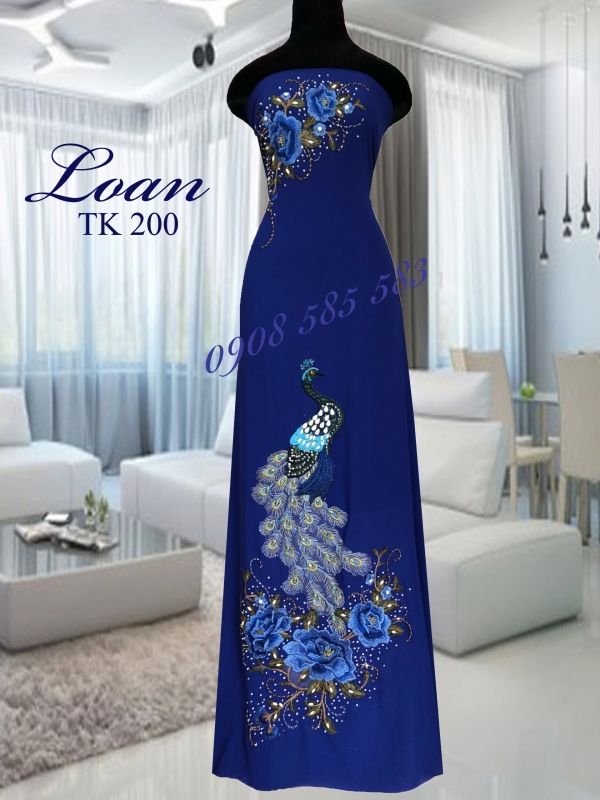 Vải áo dài kết đá chim công