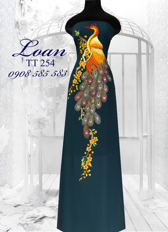 Vải áo dài thêu chim Công