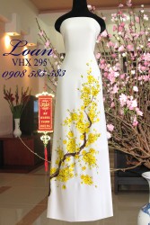 Vải áo dài vẽ hoa ngày Tết