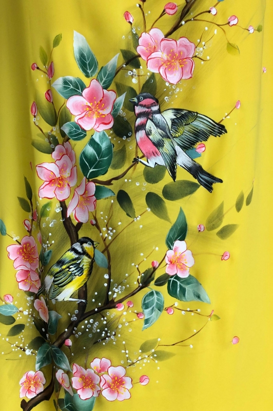 Vải áo dài vẽ hoa ngày Tết