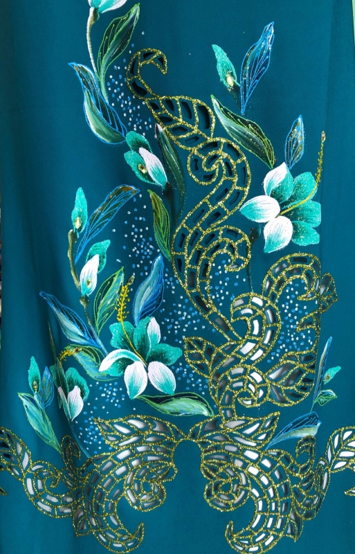 Vải áo dài vẽ kim tuyến