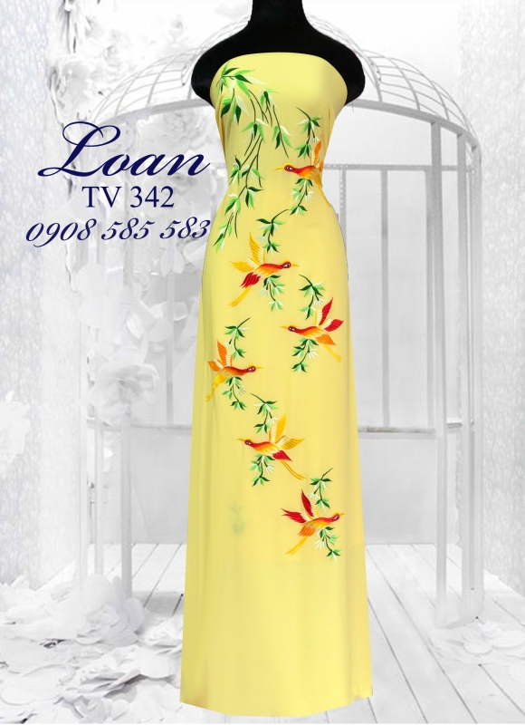 Áo dài thêu chim hạc