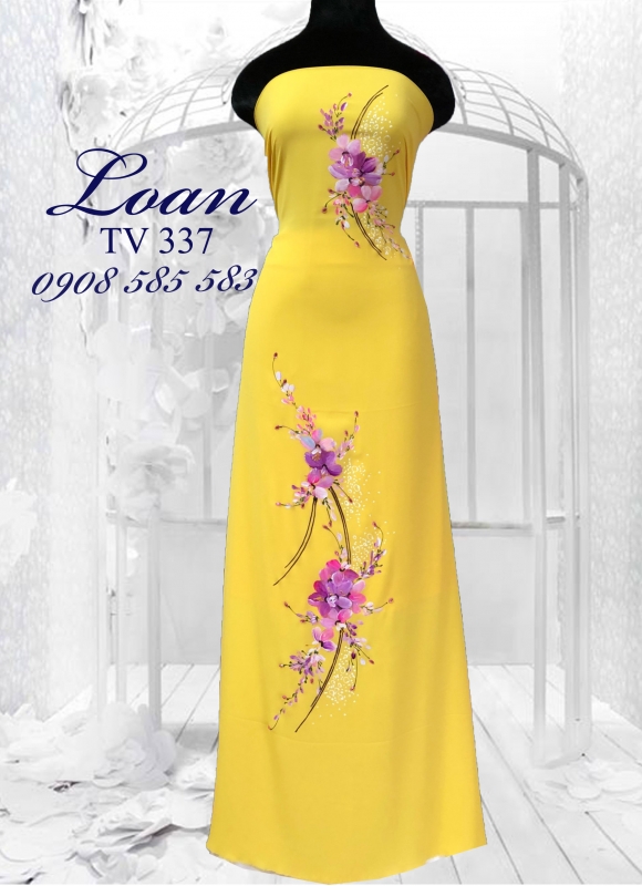 Áo dài vẽ hoa tím