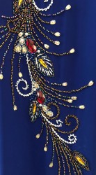 Vải áo dài đuôi Công kết đá