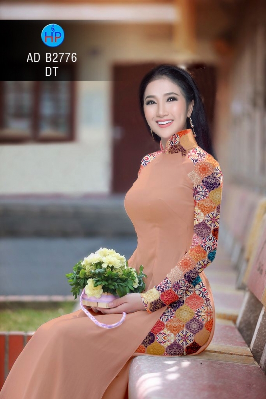 Vải áo dài trơn phối tay hoa