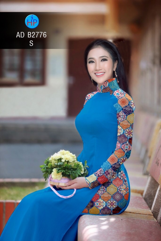 Vải áo dài trơn phối tay hoa