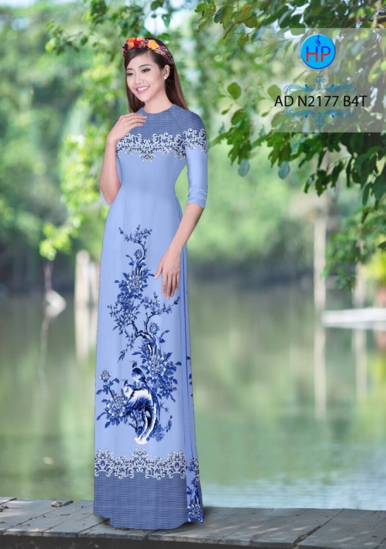 Vải áo dài hoa văn trên dưới