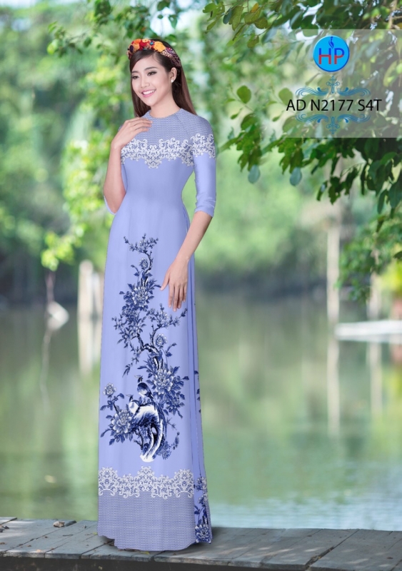 Vải áo dài hoa văn trên dưới
