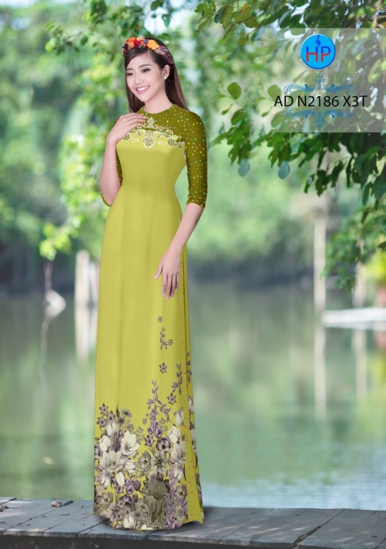 Vải áo dài hoa trên dưới