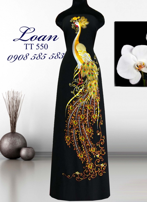 Vải áo dài thêu chim Công