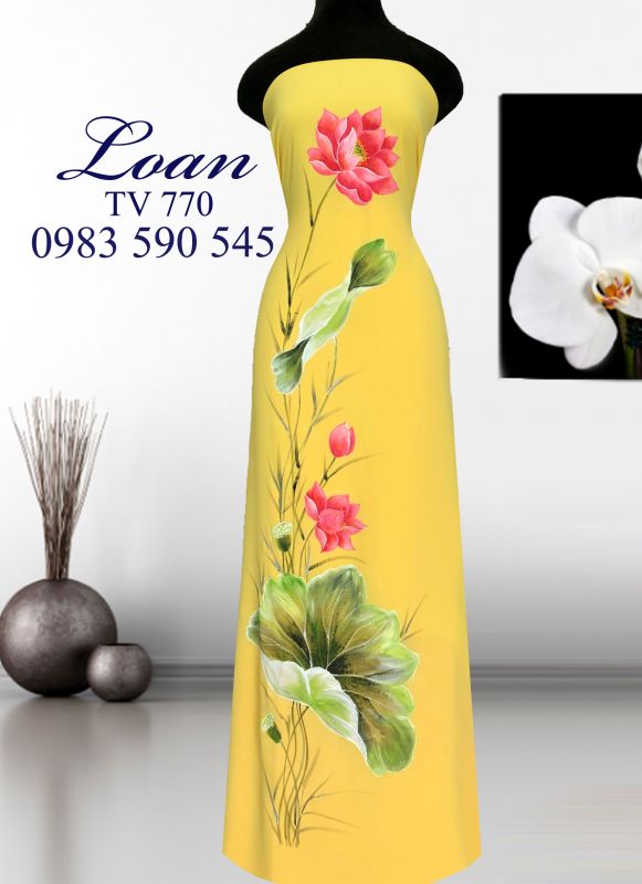 Vải áo dài hoa Sen vẽ sơn mài
