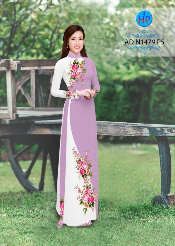 Vải áo dài hoa chạy dọc