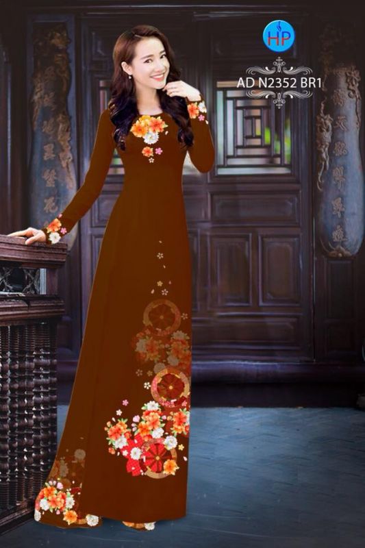 Vải áo dài hoa trên dưới