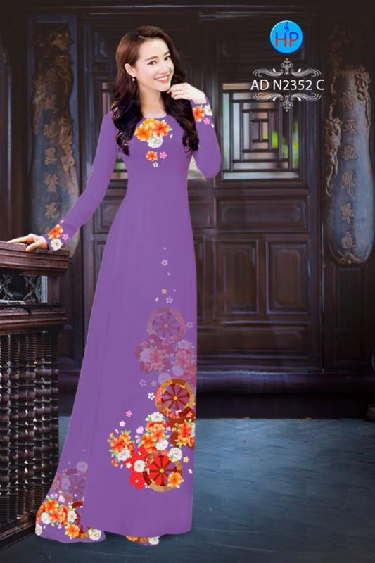 Vải áo dài hoa trên dưới