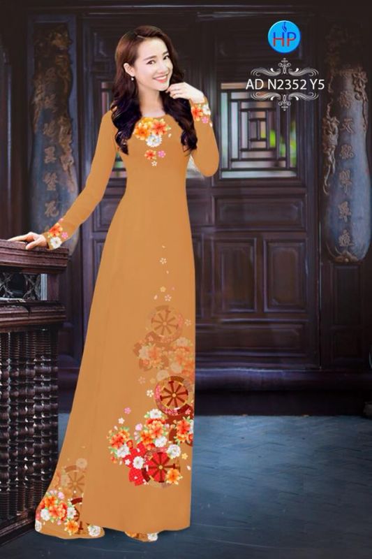 Vải áo dài hoa trên dưới