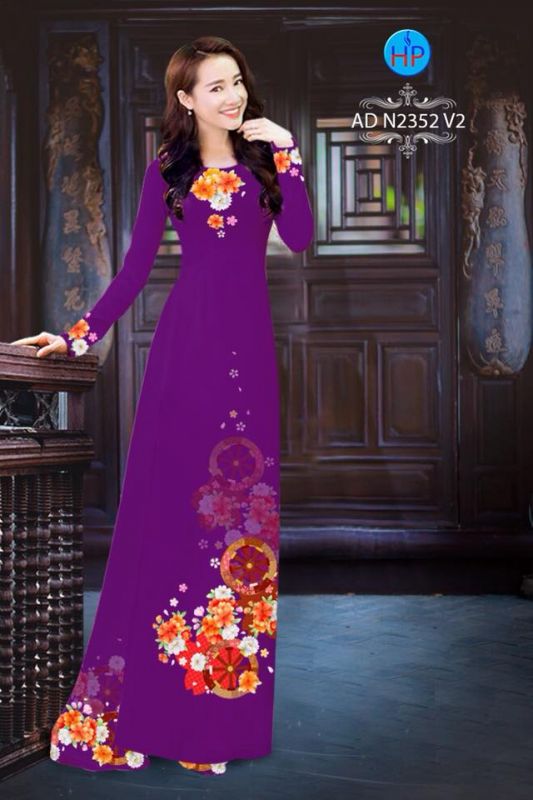 Vải áo dài hoa trên dưới