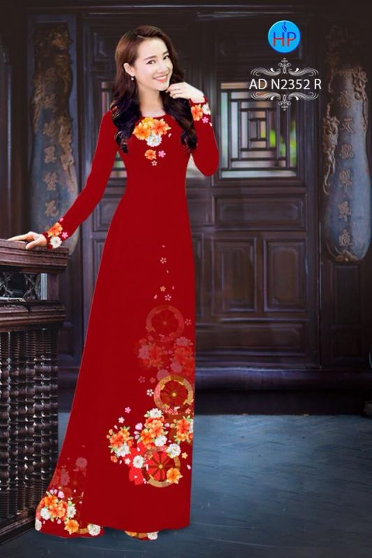 Vải áo dài hoa trên dưới