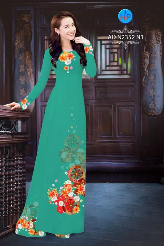 Vải áo dài hoa trên dưới
