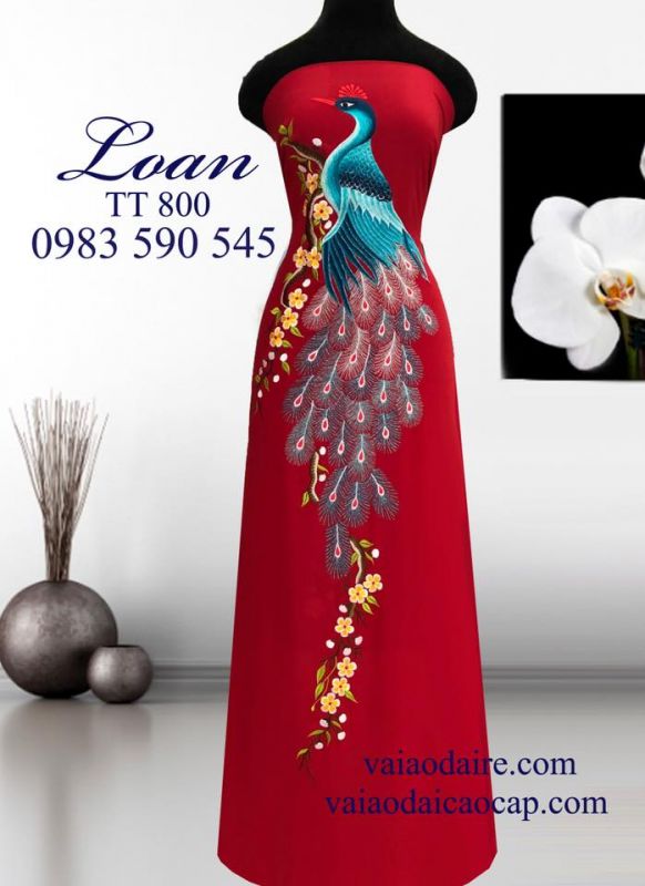 Vải áo dài thêu chim Công