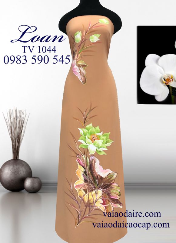 Vải áo dài vẽ hoa sen