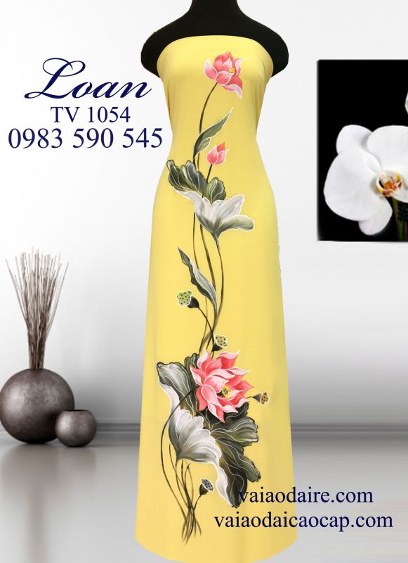 Vải áo dài vẽ hoa sen