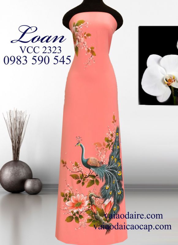 Vải áo dài vẽ chim Công