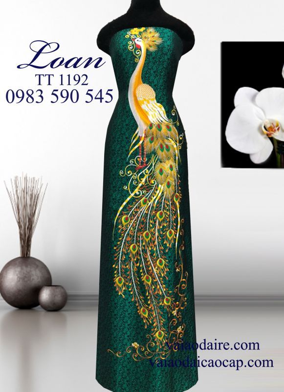 Vải áo dài tơ tằm thêu chim Công