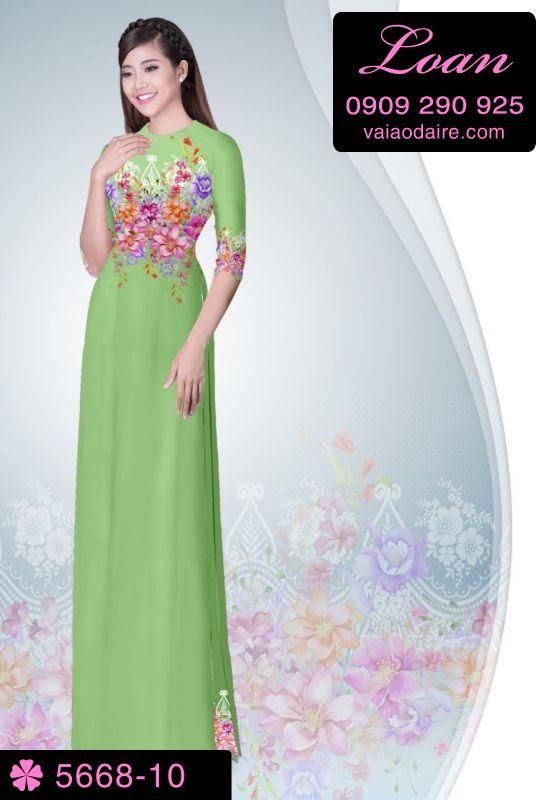 Vải áo dài hoa trên ngực